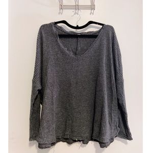 Urban Outfitters - Lounge V Neck